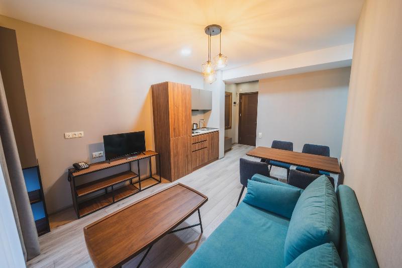 Crystal Loft image