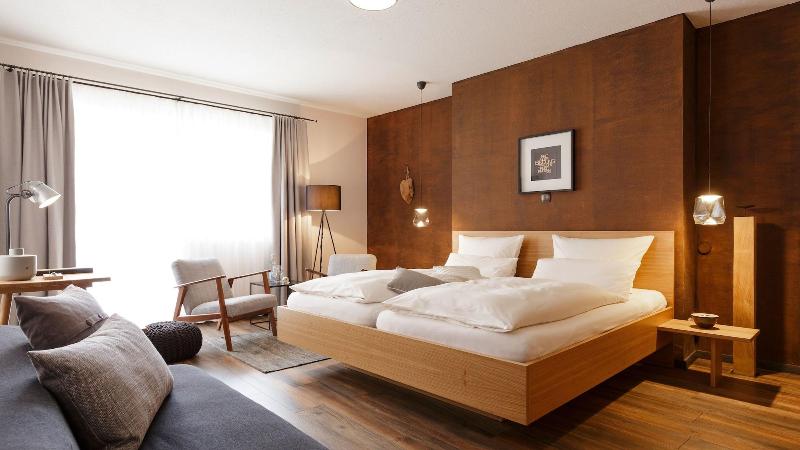 WeinHotel Fritz Walter image