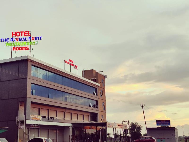 Hotel The Global Point — photo 4