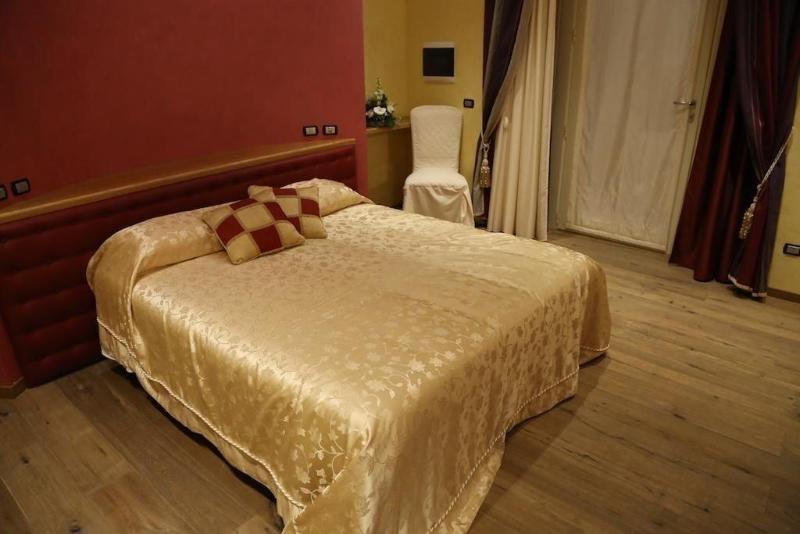 Maison Reale image