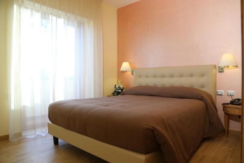 Maison Reale image
