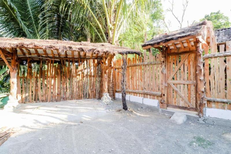 Larasati Homestay image