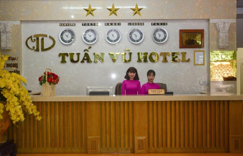 Lobby & Reception