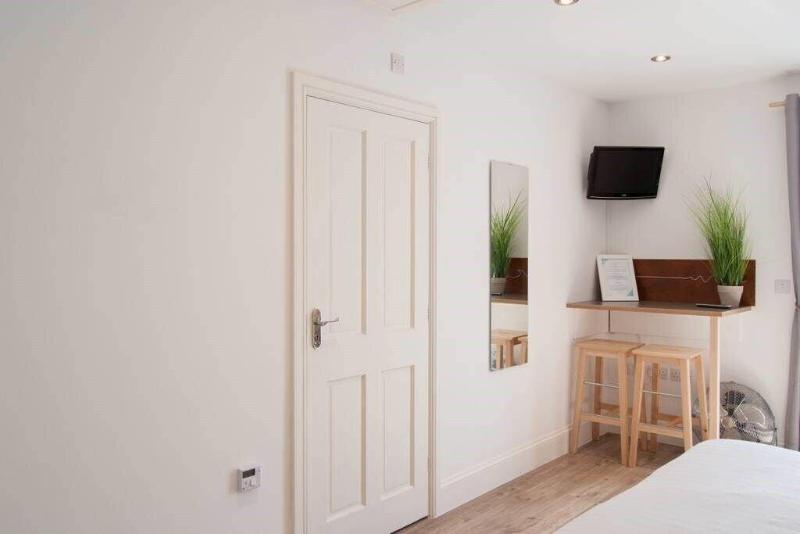 Thistledene image