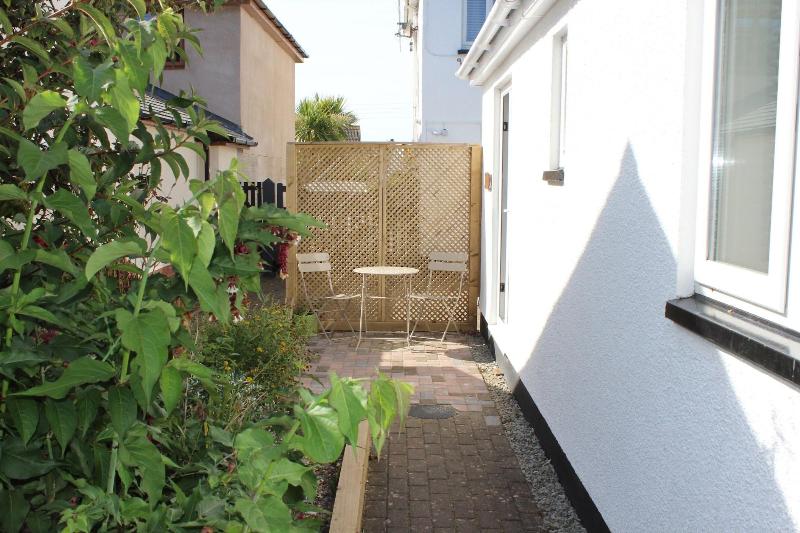 Thistledene image
