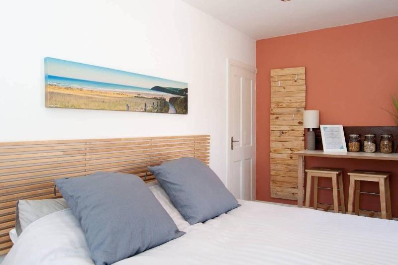 Thistledene image
