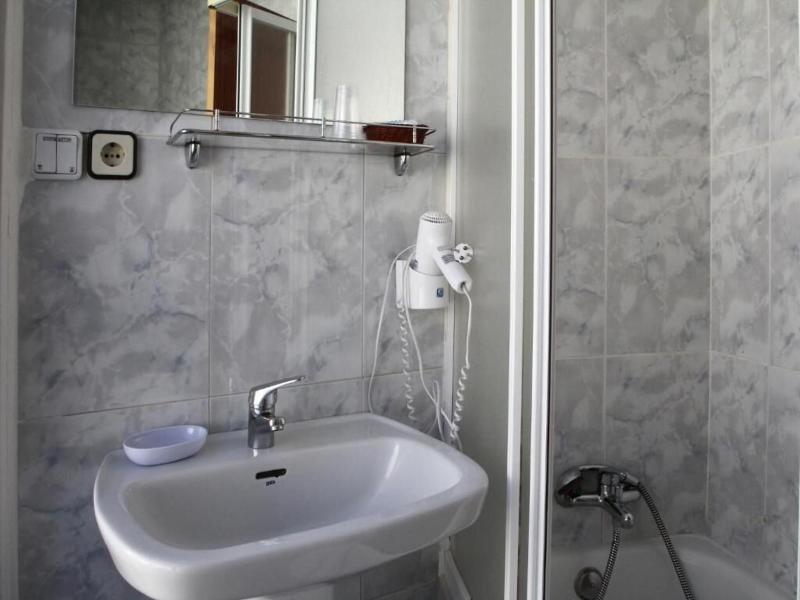 Hostal Sardinero image