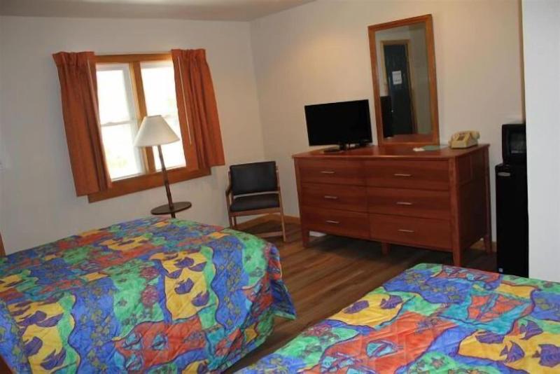 Pony Island Motel image 9