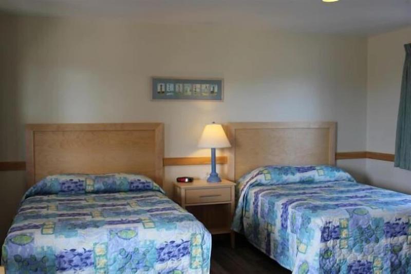 Pony Island Motel image 3