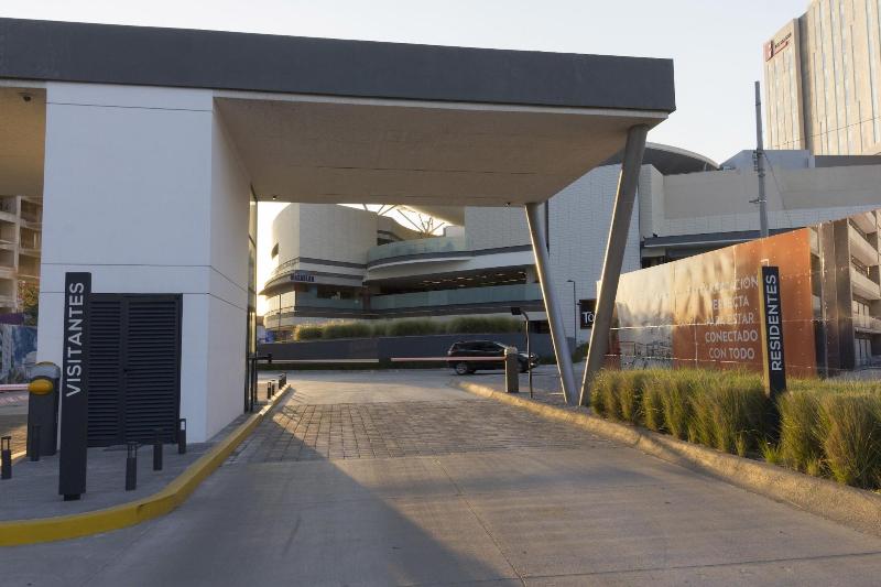 Stay At The Hart Of Queretaro With Style — main photo