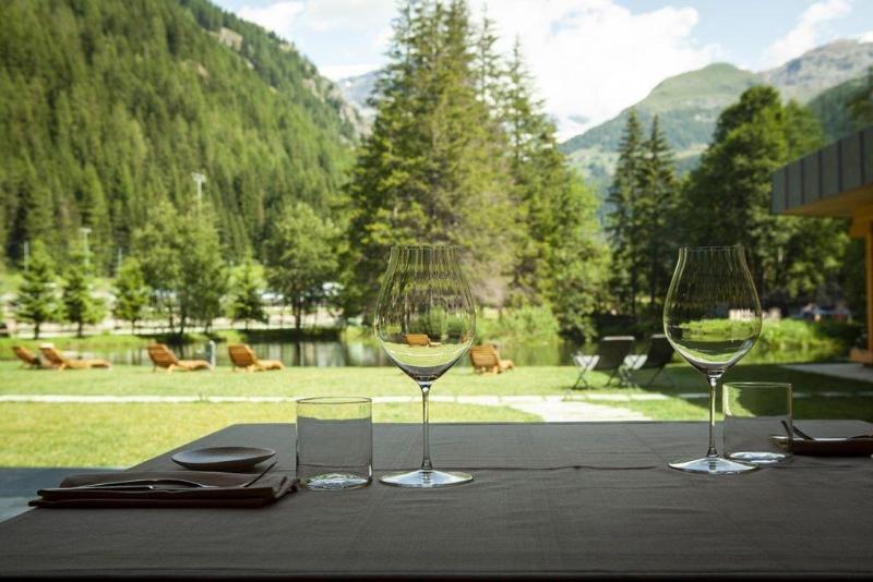 Au Charmant Petit Lac image