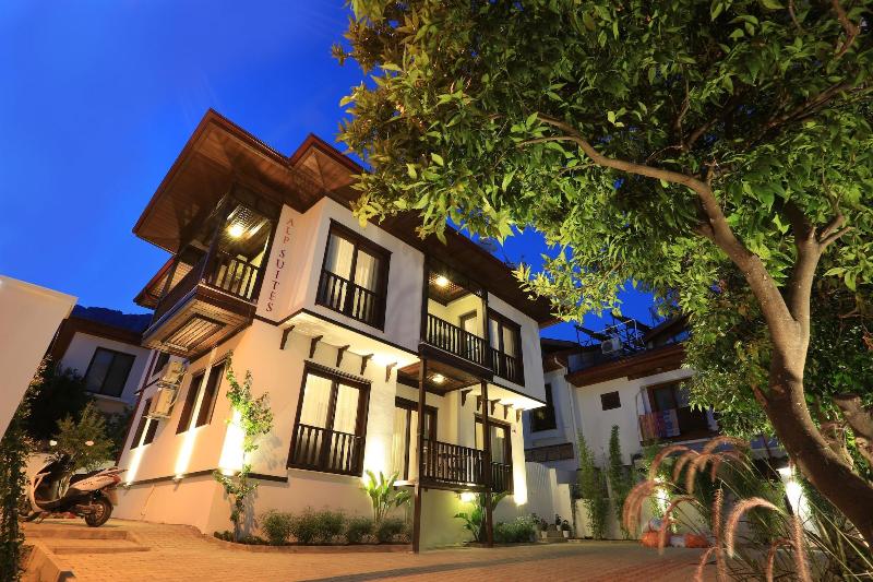 Alp Suites Mandalin — exterior view