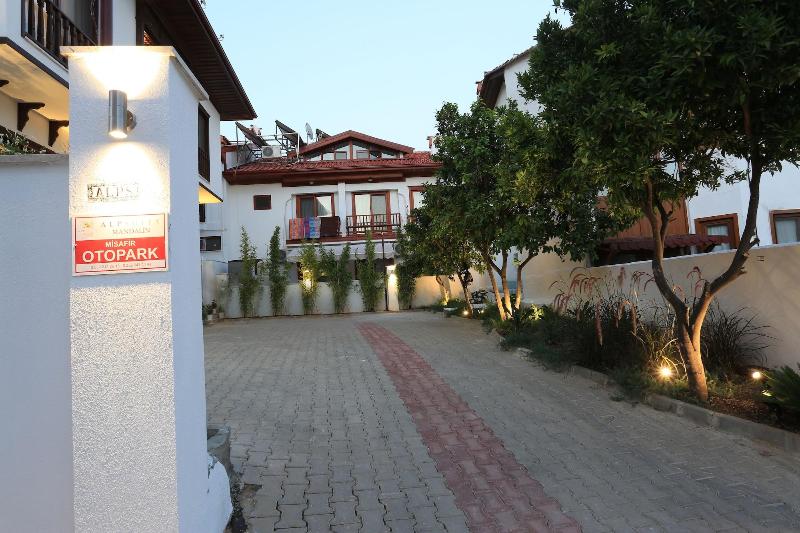 Alp Suites Mandalin — general view