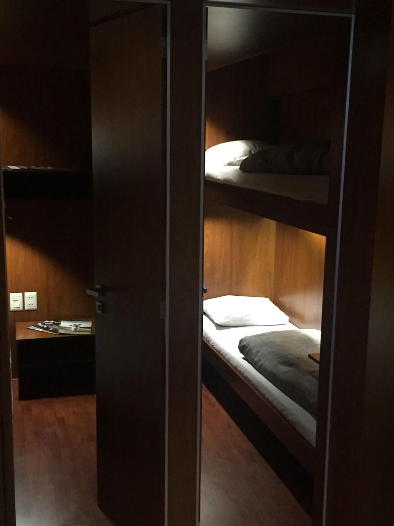 Onkel Inn Airport Sleepbox image