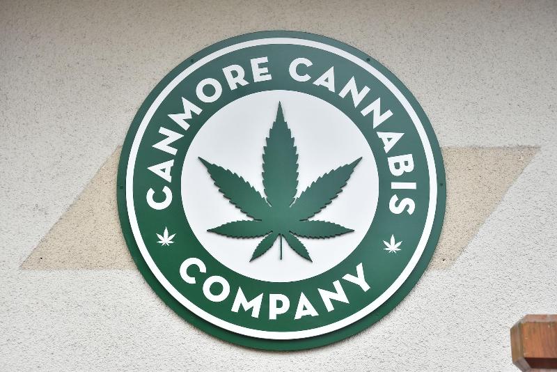 Canmore Hotel Hostel image