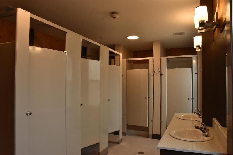 Canmore Hotel Hostel image