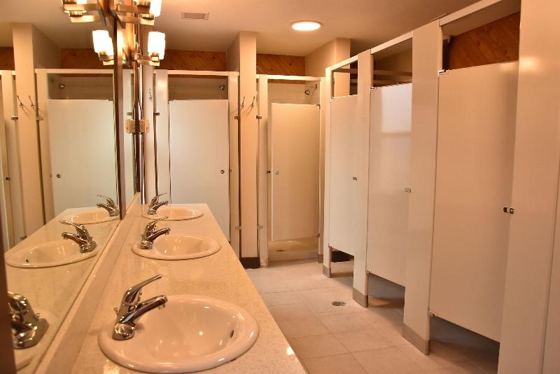 Canmore Hotel Hostel image