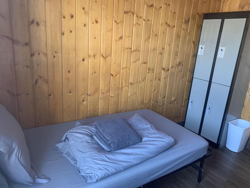 Canmore Hotel Hostel image