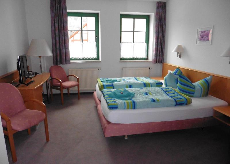 Pension Buergerhaus Zum Paradies image
