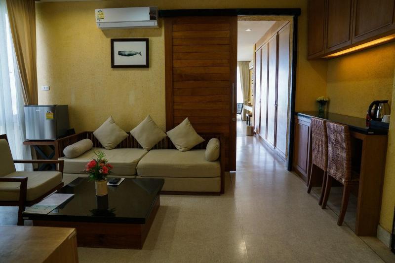 Serene Phla resort and restaurant image