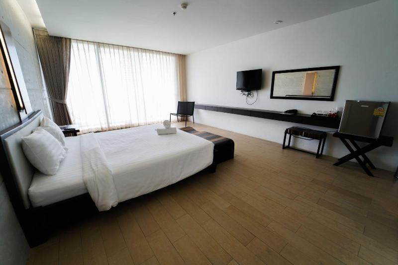 Serene Phla resort and restaurant image