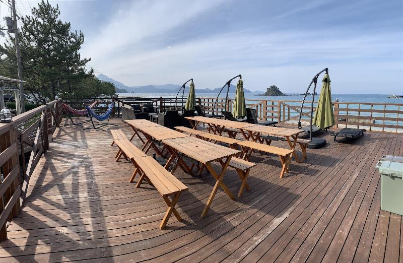 Beach Side Village Familiar - Hostel image