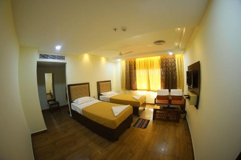 Hotel Swarna Inn — main photo