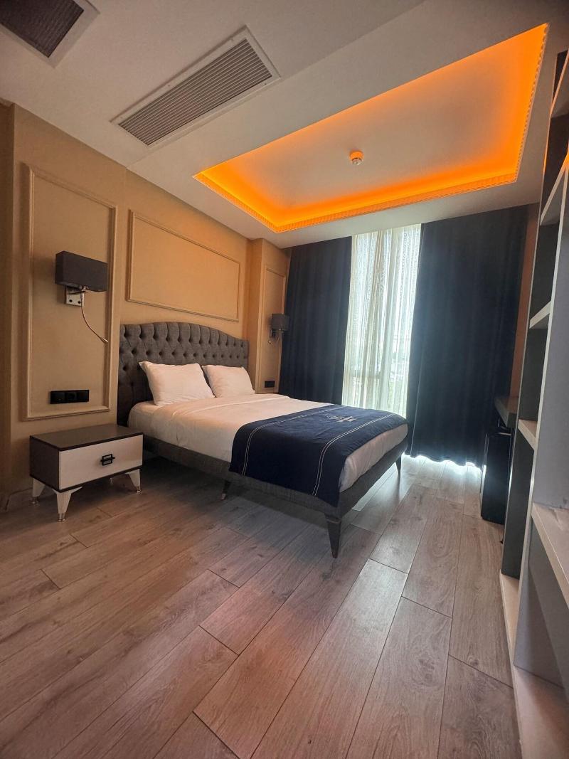Loft Airport Hotel image