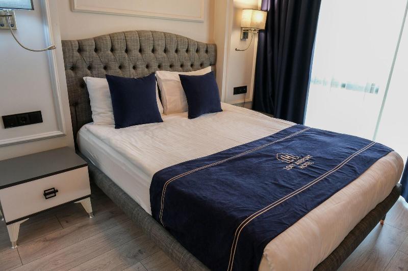 Loft Airport Hotel image