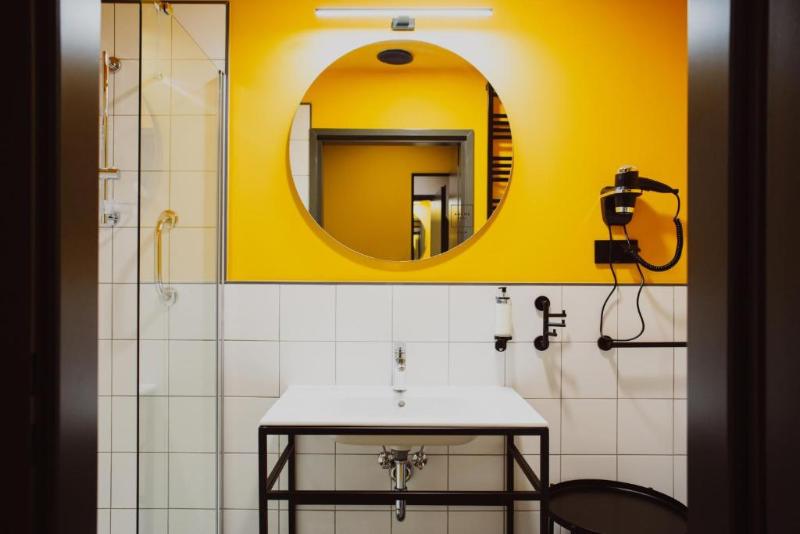 Arche Hotel Pila image