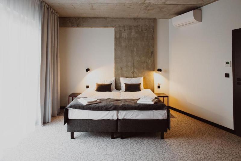 Arche Hotel Pila image