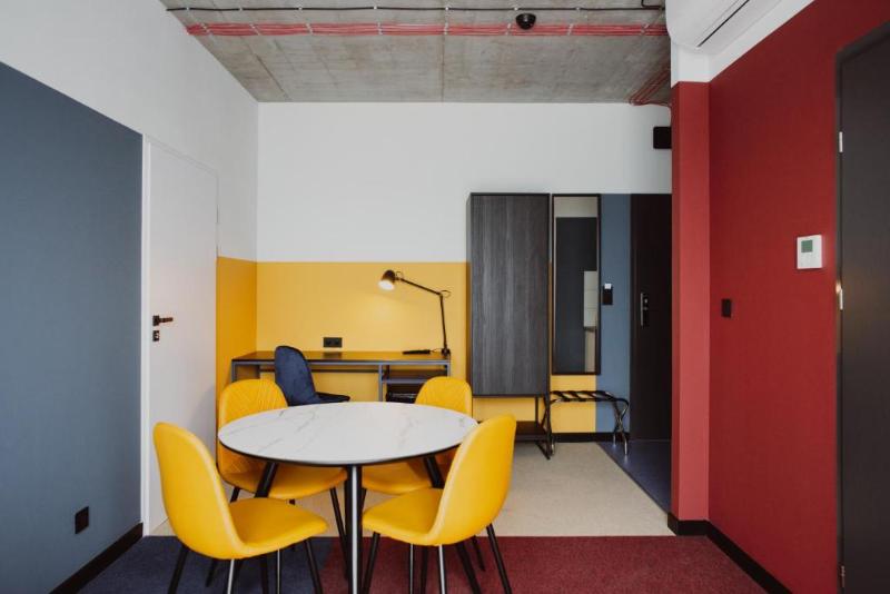 Arche Hotel Pila image