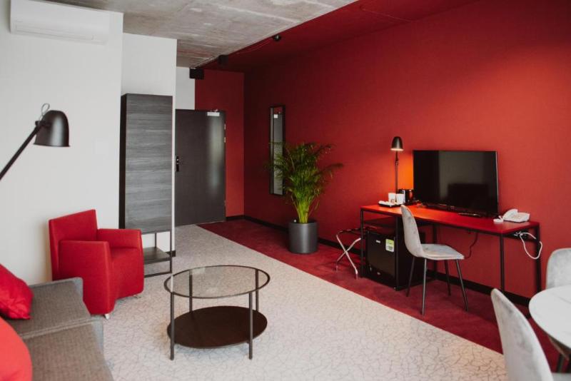 Arche Hotel Pila image