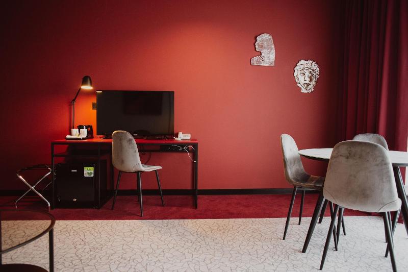 Arche Hotel Pila image