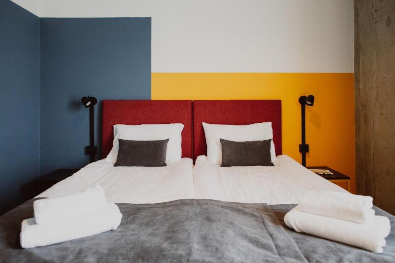 Arche Hotel Pila image