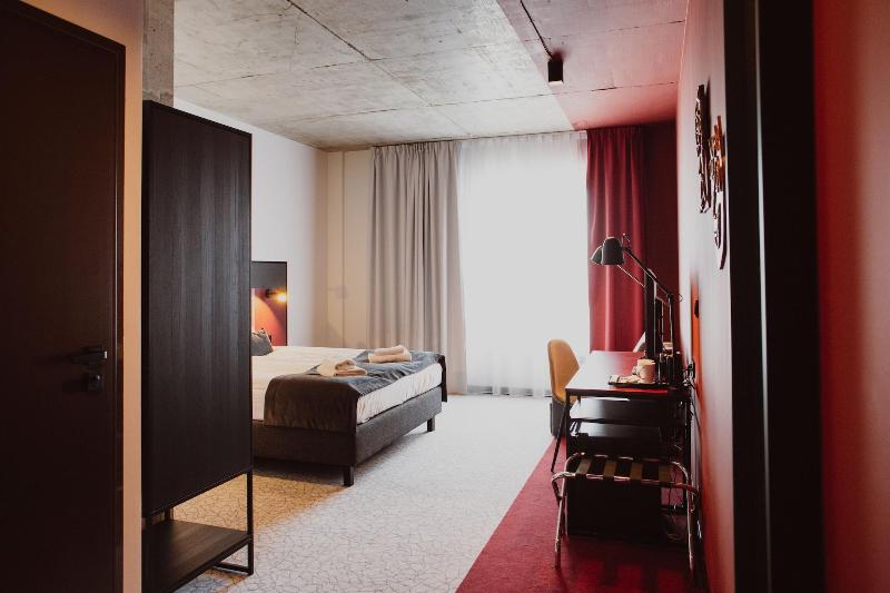Arche Hotel Pila image