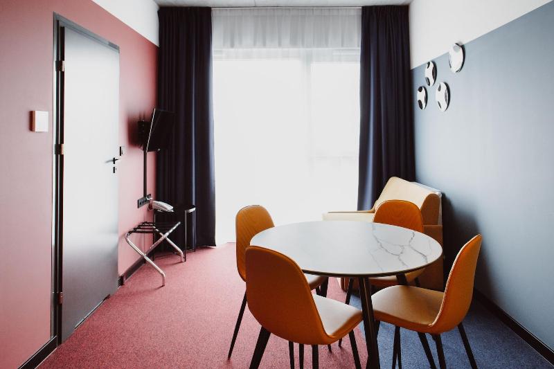 Arche Hotel Pila image