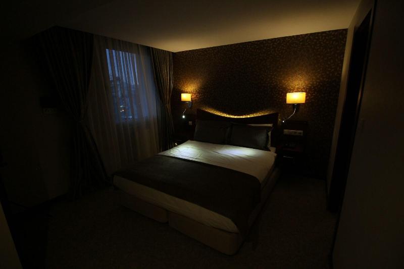 Vali Erdogan Konuk Evi Hitit Otel — photo 5