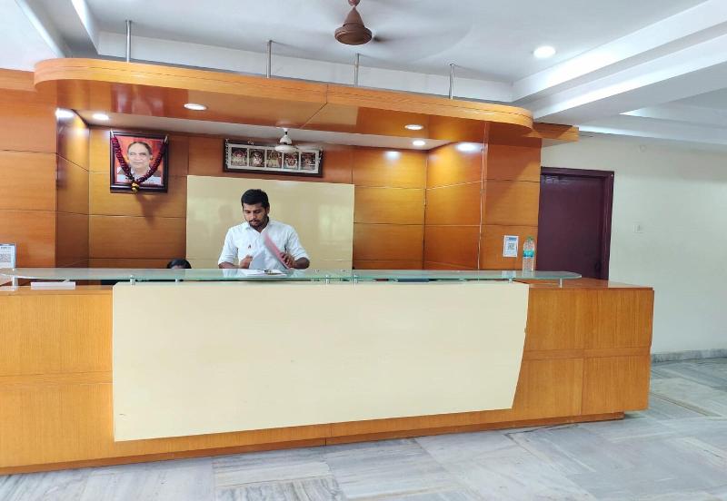 Hotel Geetha International