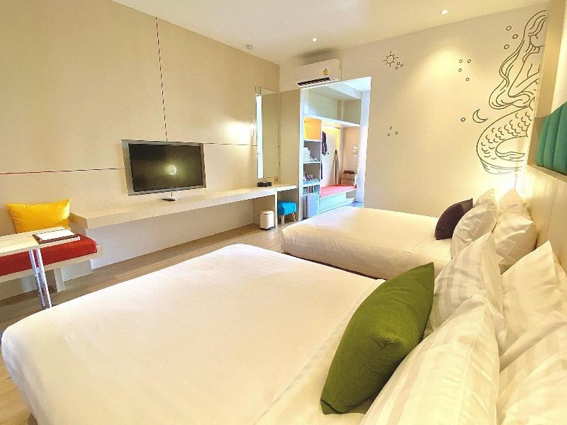THE POEM HOTEL - SHA Extra Plus image