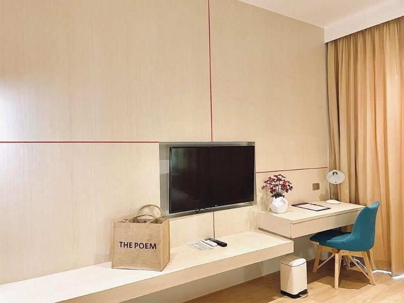 THE POEM HOTEL - SHA Extra Plus image