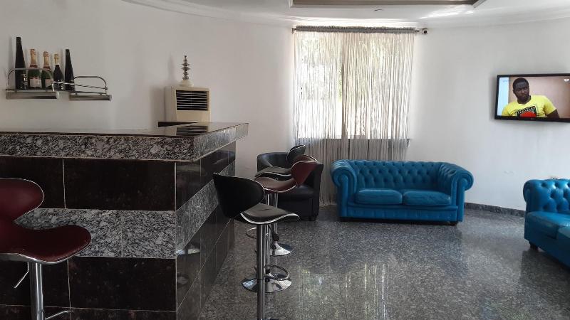Top-Notch Suites and Apartments image