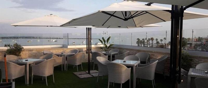 Hotel Royal image