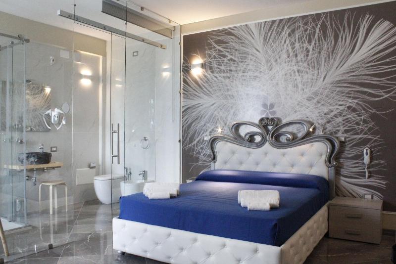 Hotel Royal image