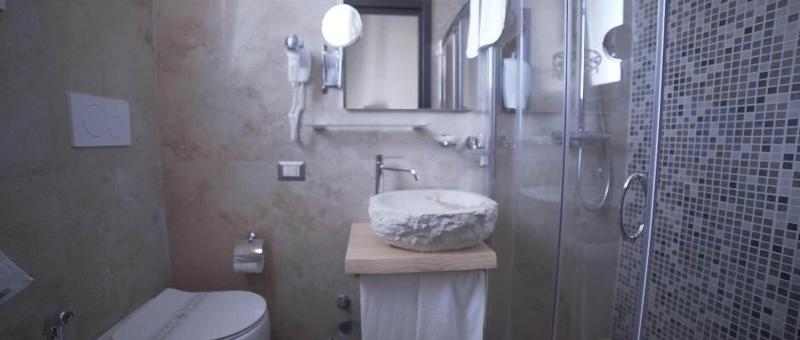 Hotel Royal image
