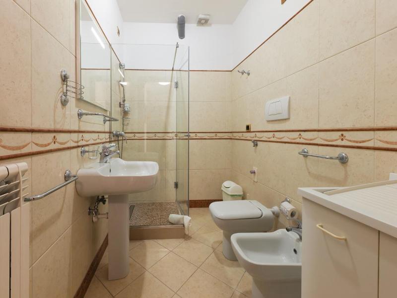 B&B Belvedere image