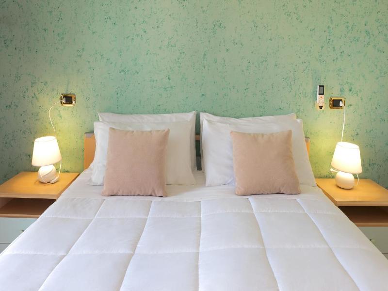 B&B Belvedere image
