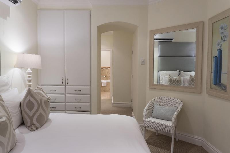 302 Oyster Schelles image