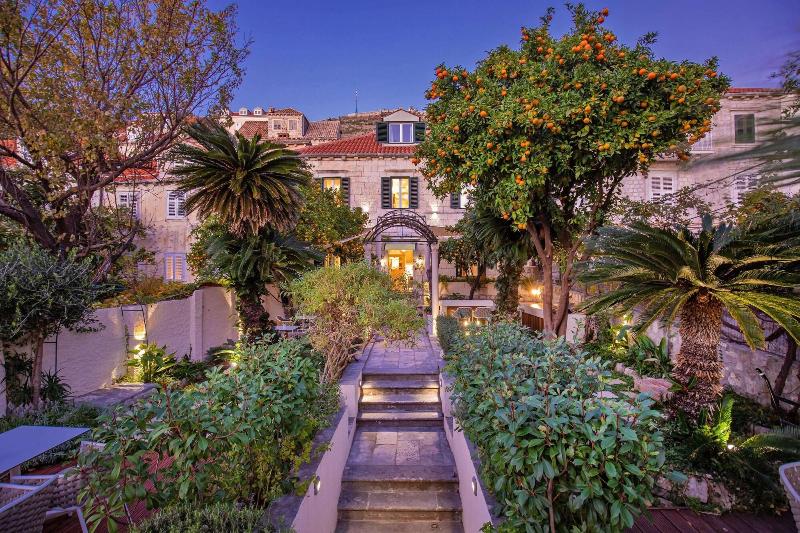 Heritage Villa Nobile image