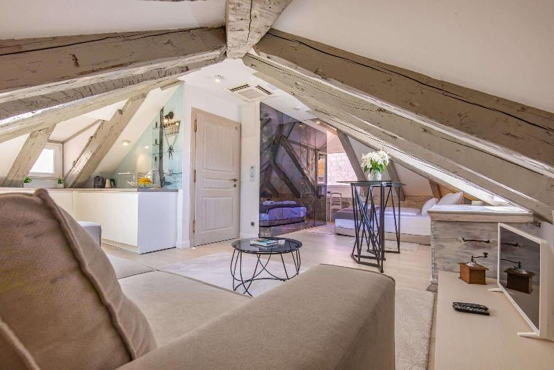 Heritage Villa Nobile image